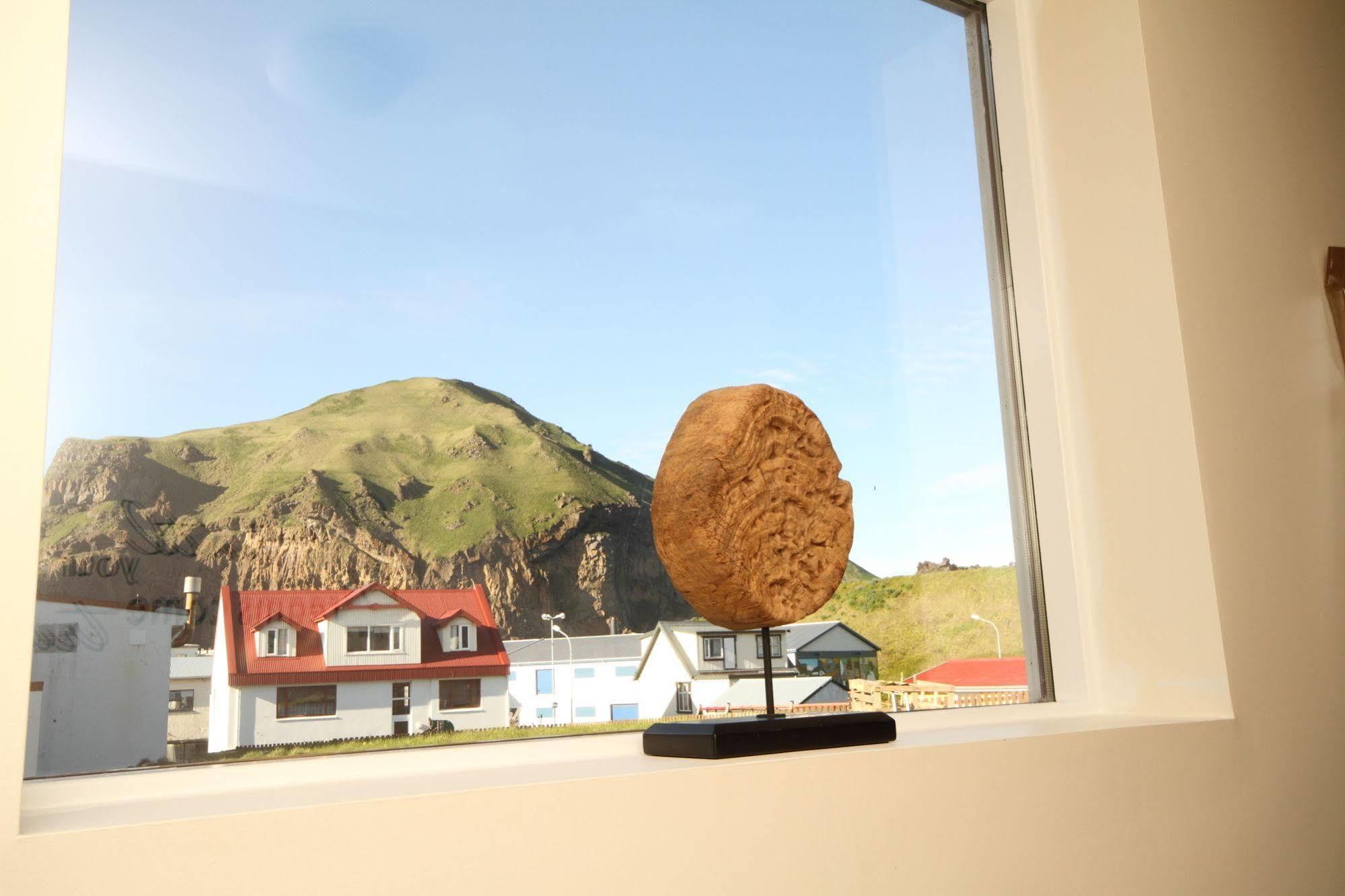 Aska Hostel Vestmannaeyjar Exterior foto